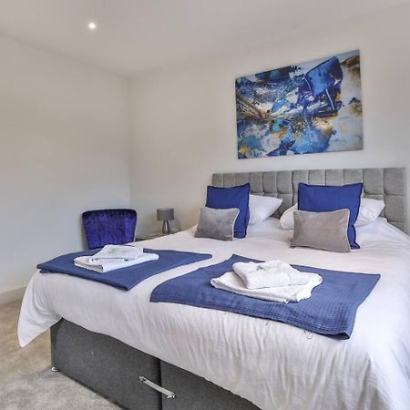 Modern, Cosy Whole House Wifi Close To Attractions Sheffield Exterior foto